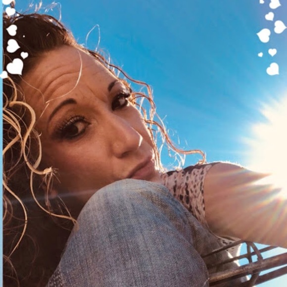 ashleyannallan